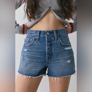 NWT NEW Women's Levi's 501 Original Denim Short NEVER WORN